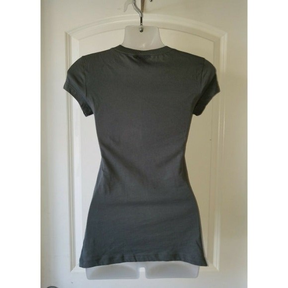 Disney Mickey Mouse Womens Gray T Shirt Roses Size Small Jerry Leigh - Picture 3 of 12